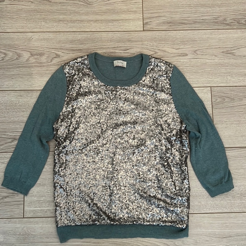 Wrap DESIGNED IN LONDON 3/4 sleve sequin sweater top